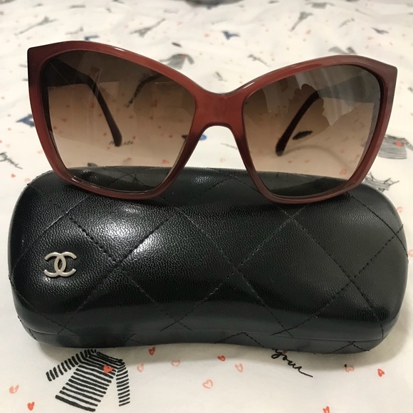 Chanel oversized sunglasses 100% authentic - Picture 1 of 6